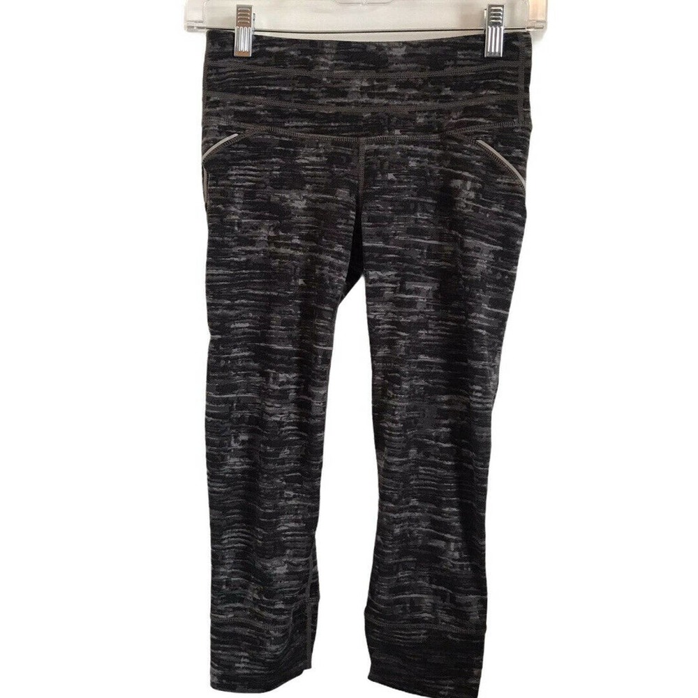 Athleta Chaturanga Gray Space Dye Cropped Leggings